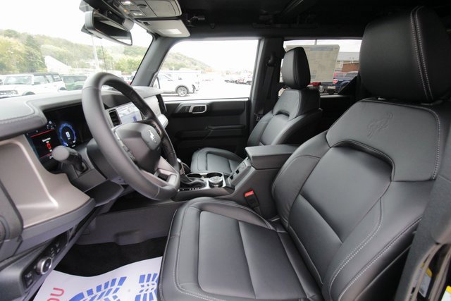 New 2025 Ford Bronco Outer Banks w/ Sasquatch Package image 16