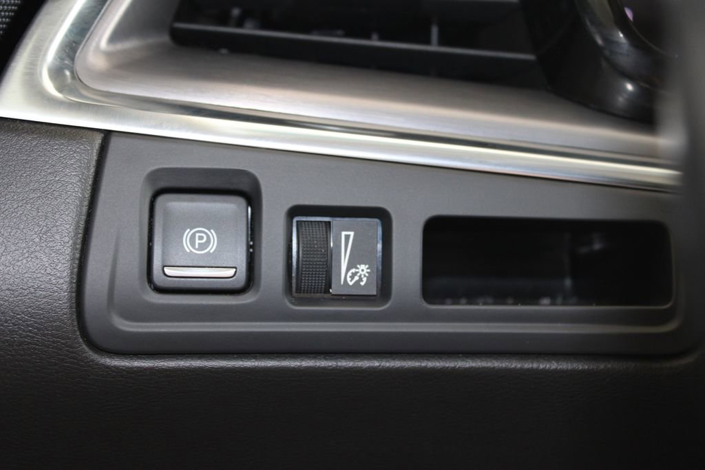 Used 2019 Cadillac XT5 Luxury image 35