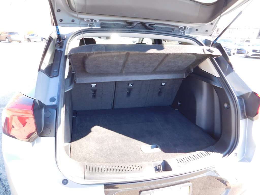 Used 2024 Buick Encore GX Sport Touring w/ Comfort Package FWD image 11