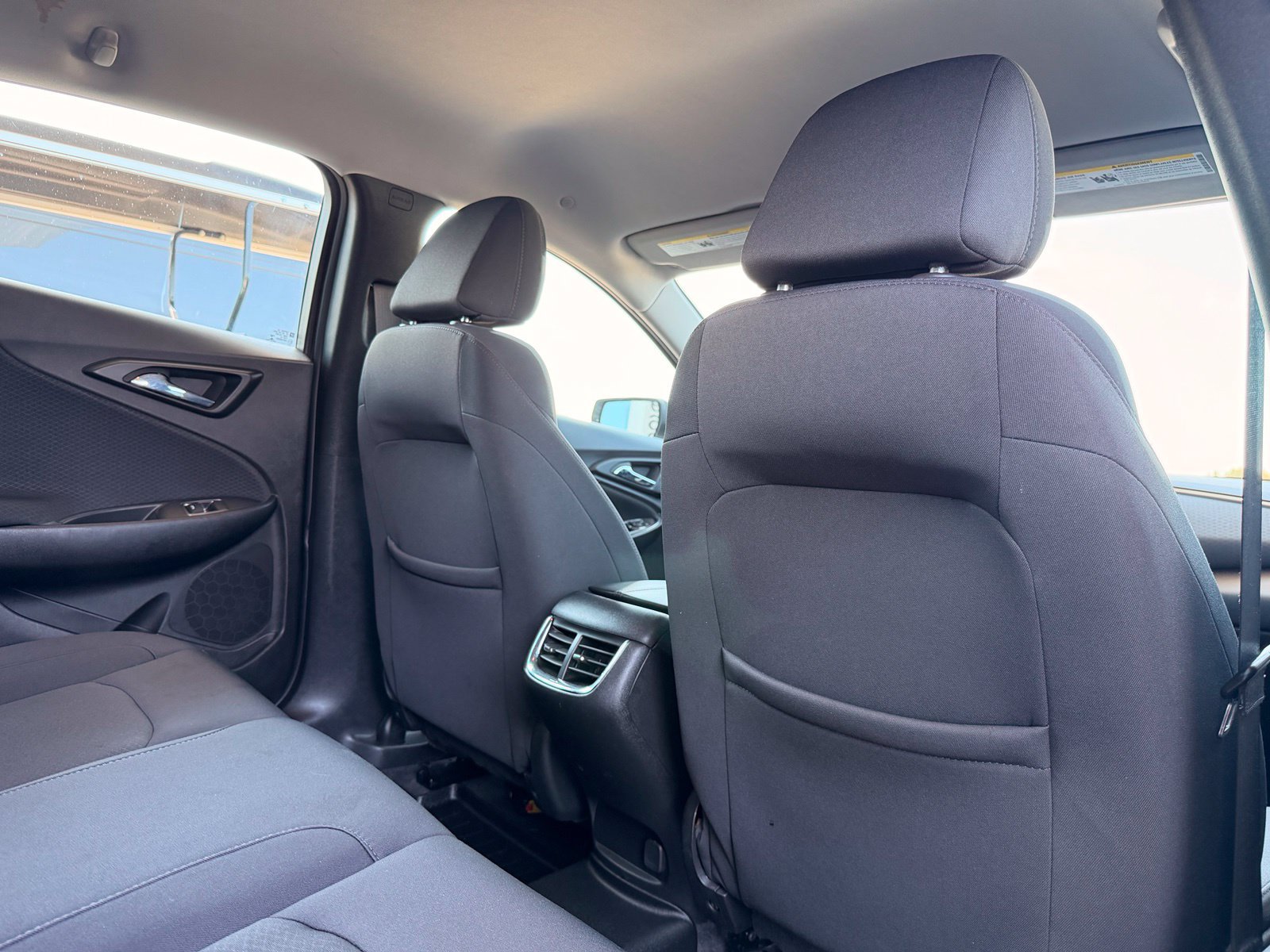 Used 2022 Chevrolet Malibu LT FWD image 19