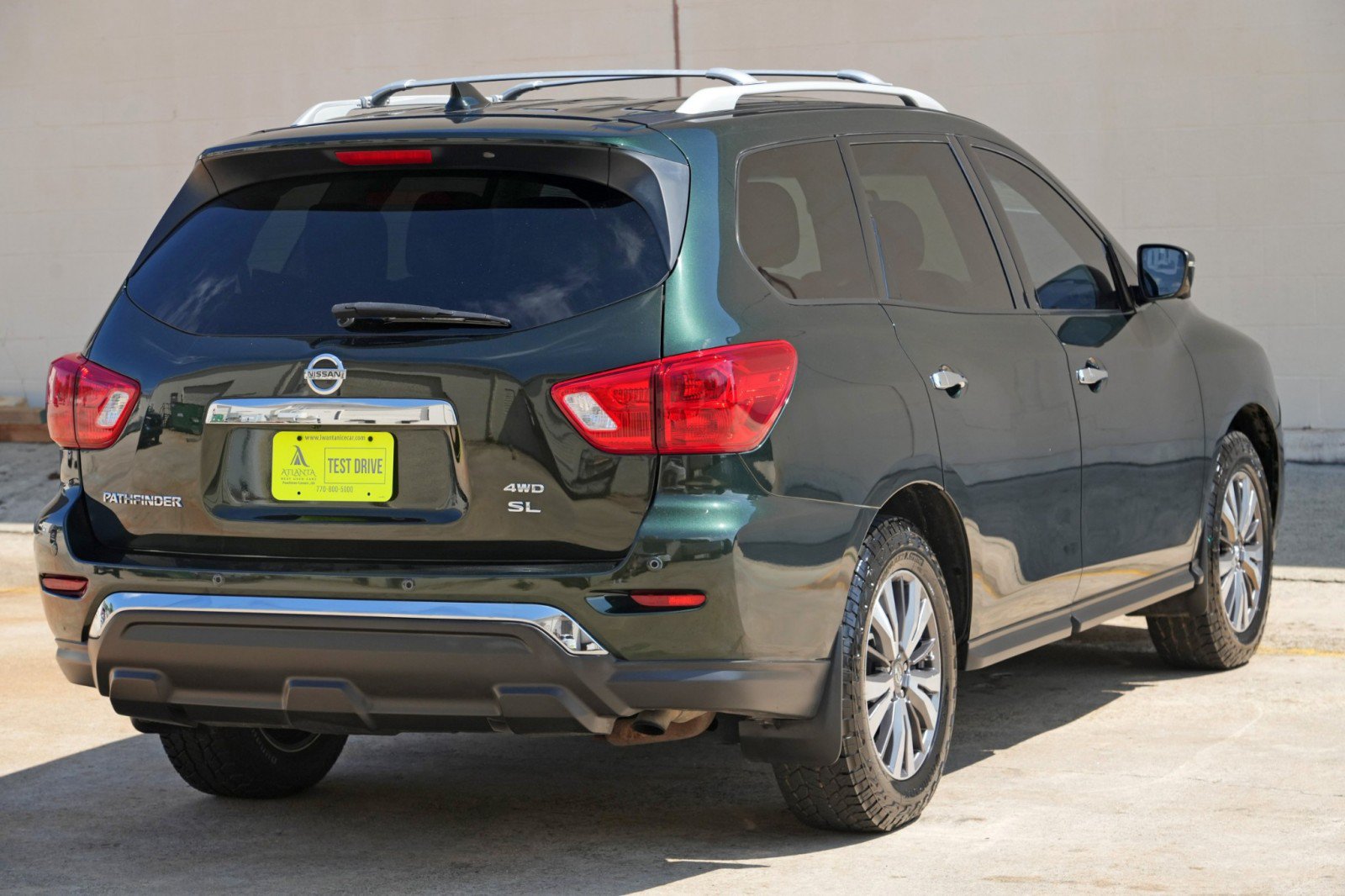 Used 2019 Nissan Pathfinder SL AWD/4WD image 54