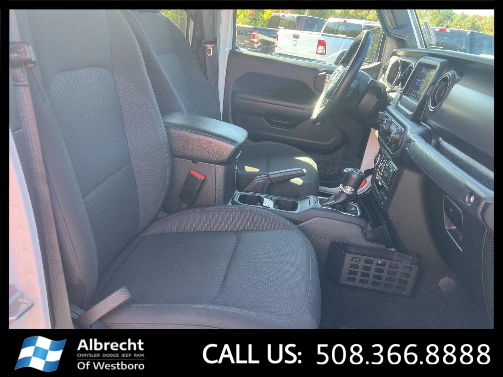 Used 2022 Jeep Gladiator Willys image 21