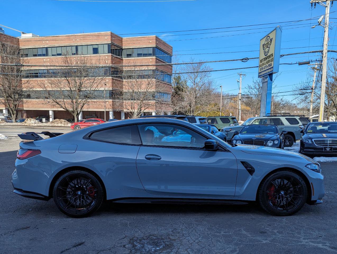 Used 2024 BMW M4 Coupe w/ Executive Package image 6