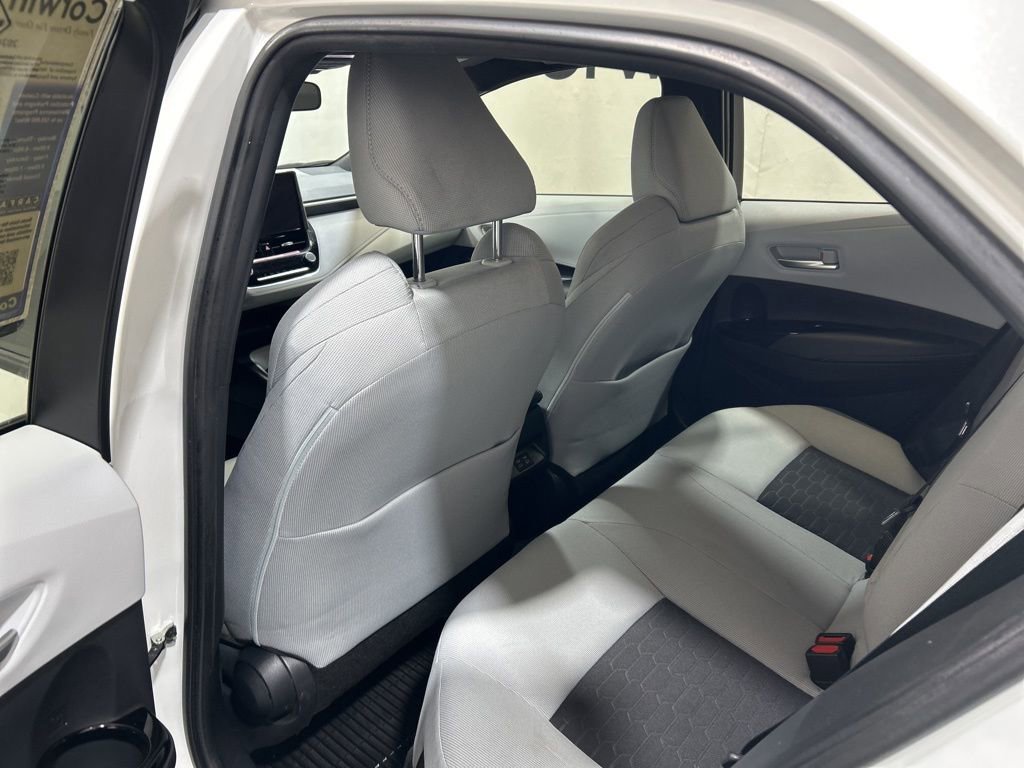 Used 2024 Toyota Corolla SE image 17