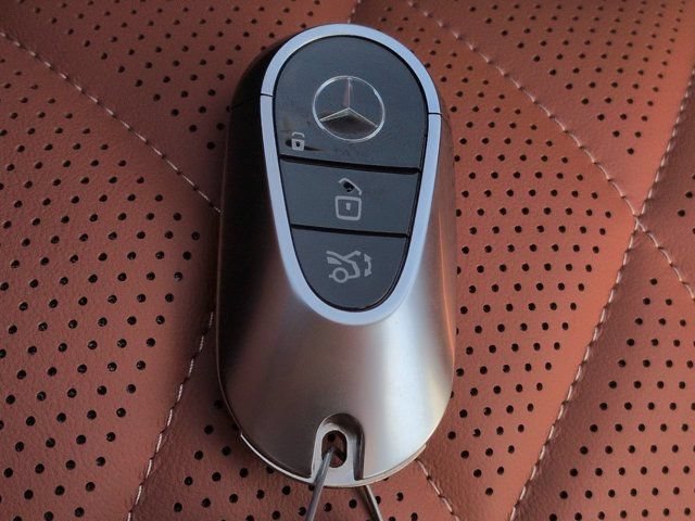 New 2027 Mercedes-Benz S 580 4MATIC Sedan image 28