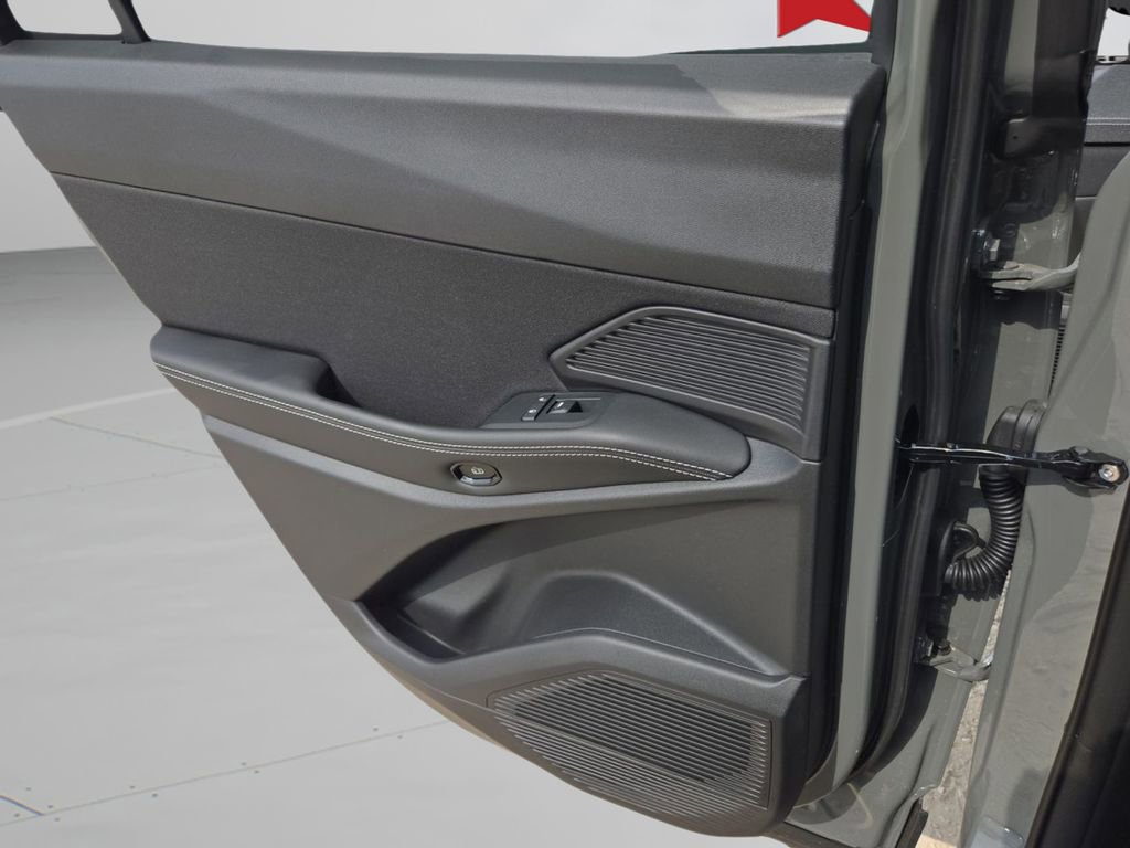 New 2026 Jeep Cherokee Laredo AWD/4WD image 17
