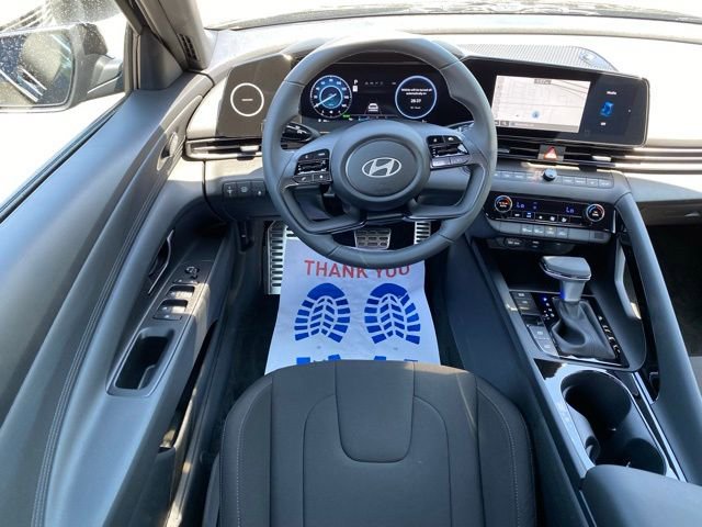New 2025 Hyundai Elantra Hybrid FWD image 25
