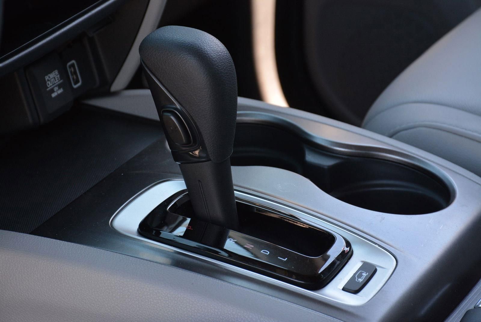 Used 2019 Honda Pilot EX-L image 11