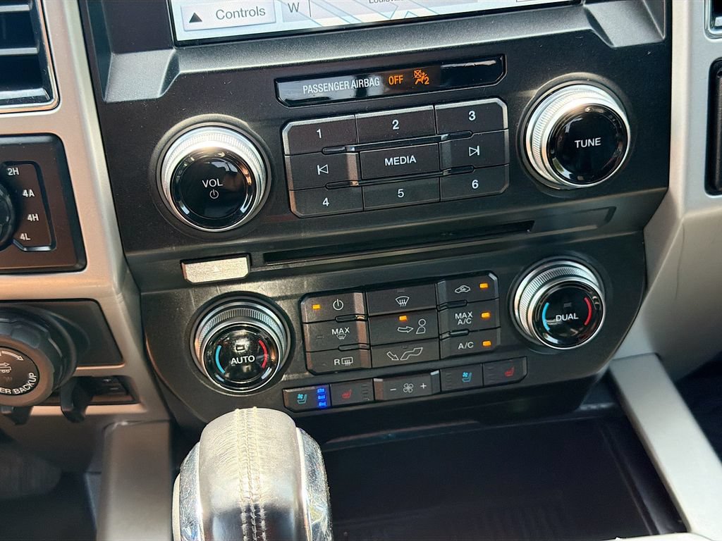 Used 2018 Ford F150 Lariat w/ Equipment Group 502A Luxury AWD/4WD image 17