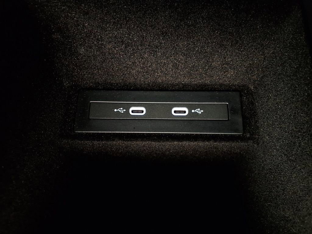 Used 2023 Volkswagen Arteon SE image 24