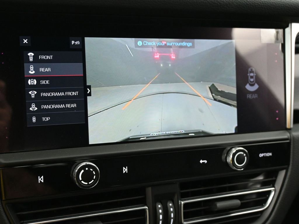 Certified 2024 Porsche Macan S image 16