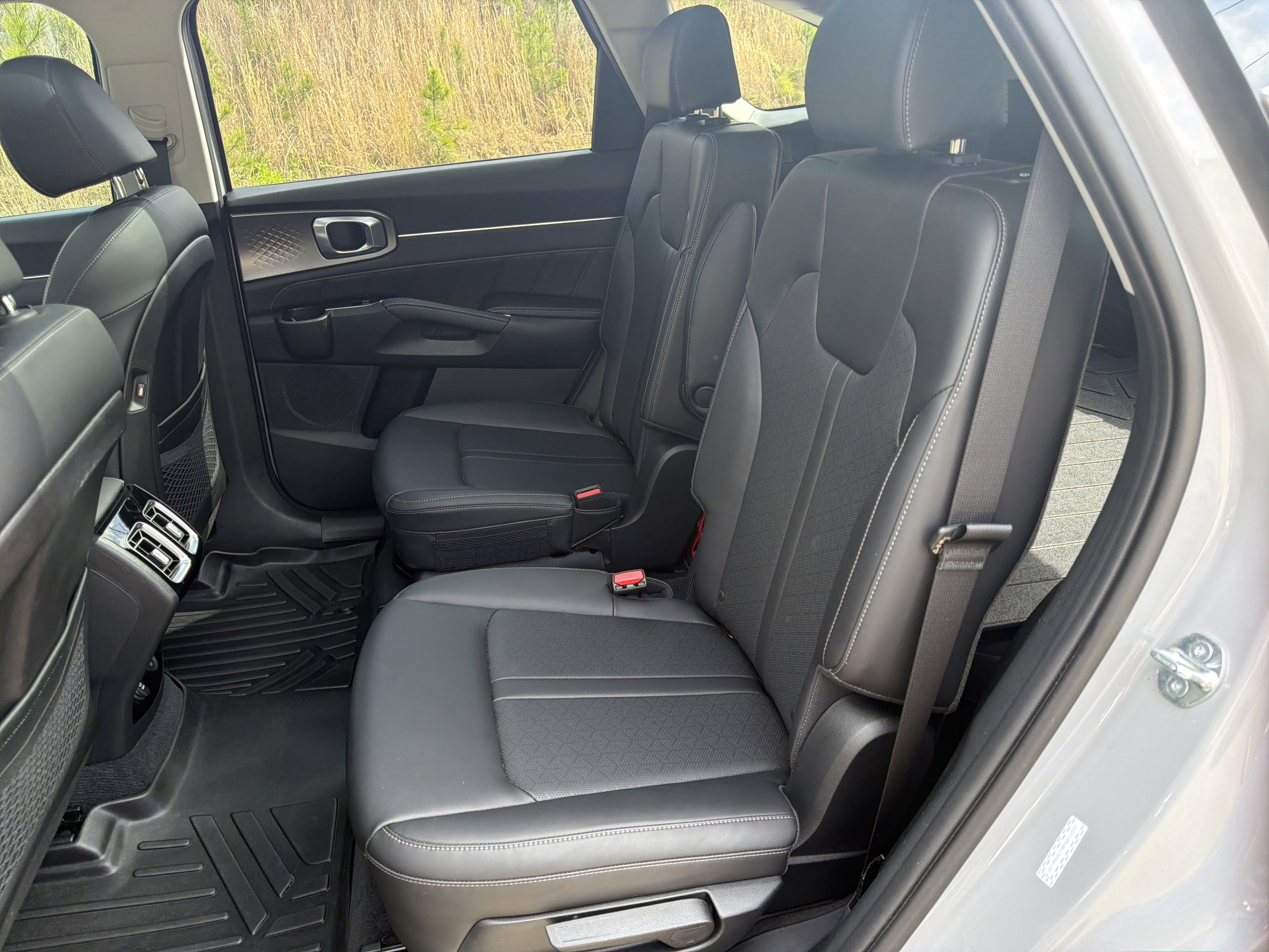 Used 2023 Kia Sorento SX image 21