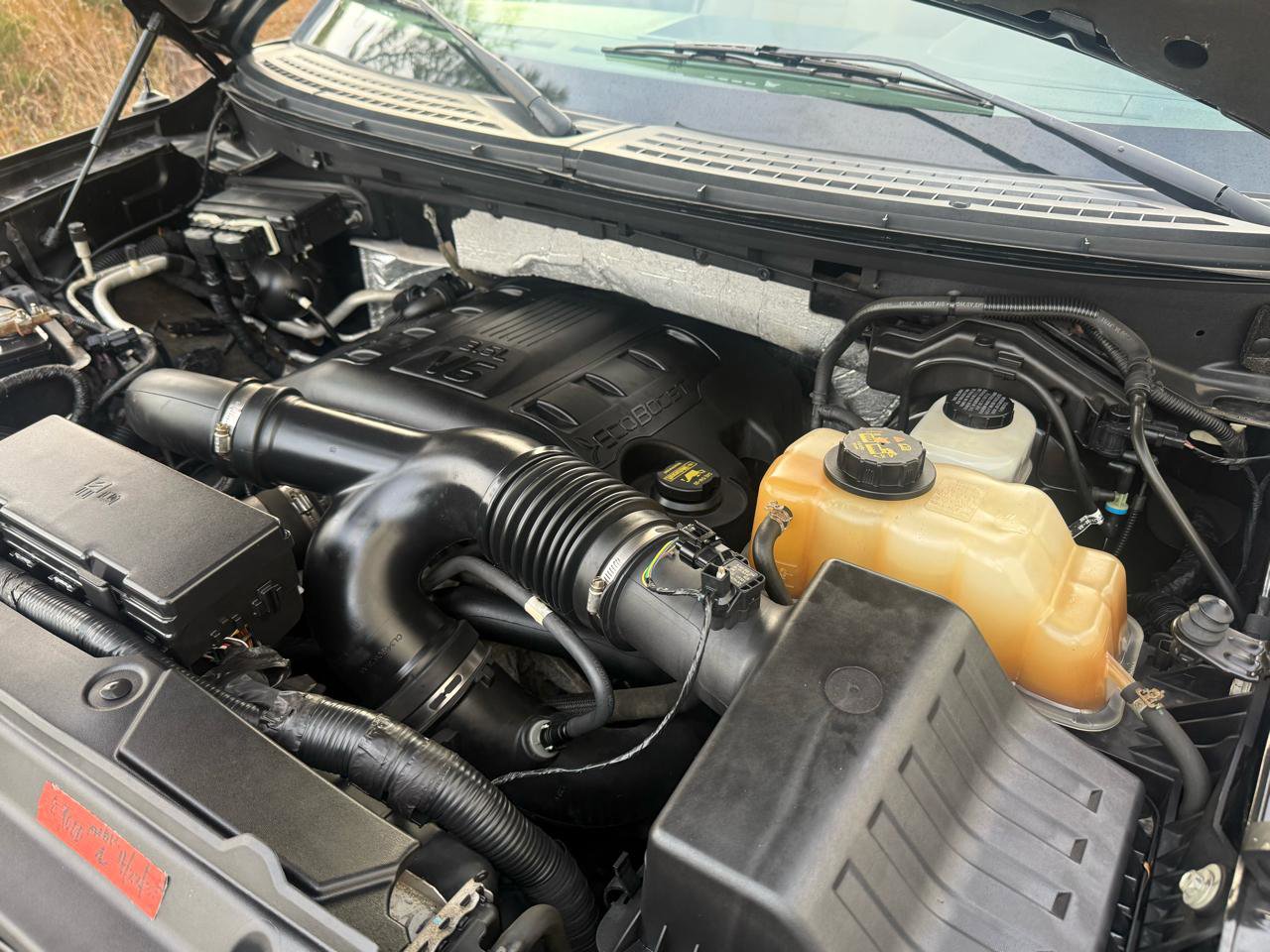 Used 2012 Ford F150 Lariat w/ Lariat Chrome Pkg image 57