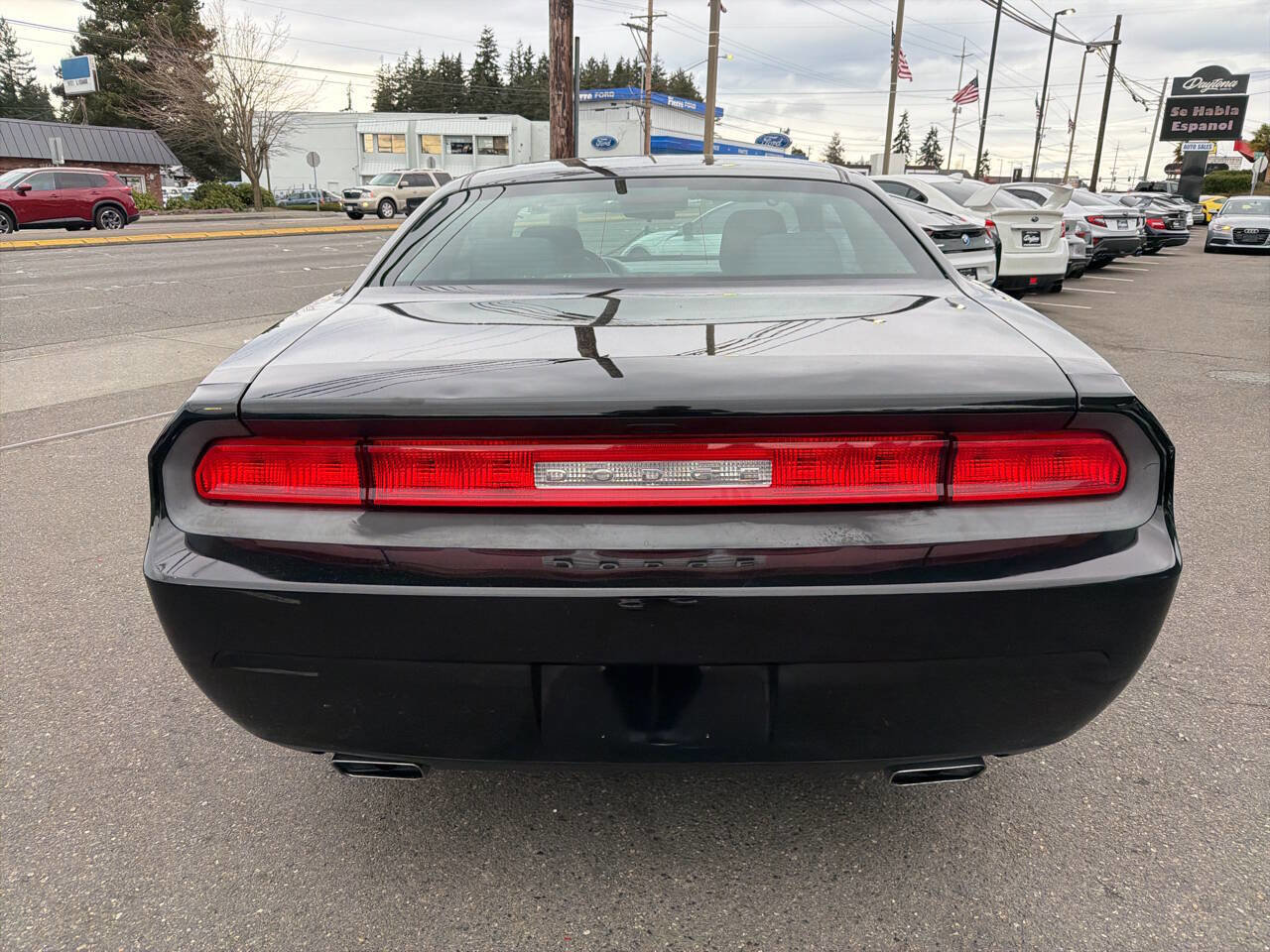 Used 2013 Dodge Challenger SXT w/ Sound Group image 4