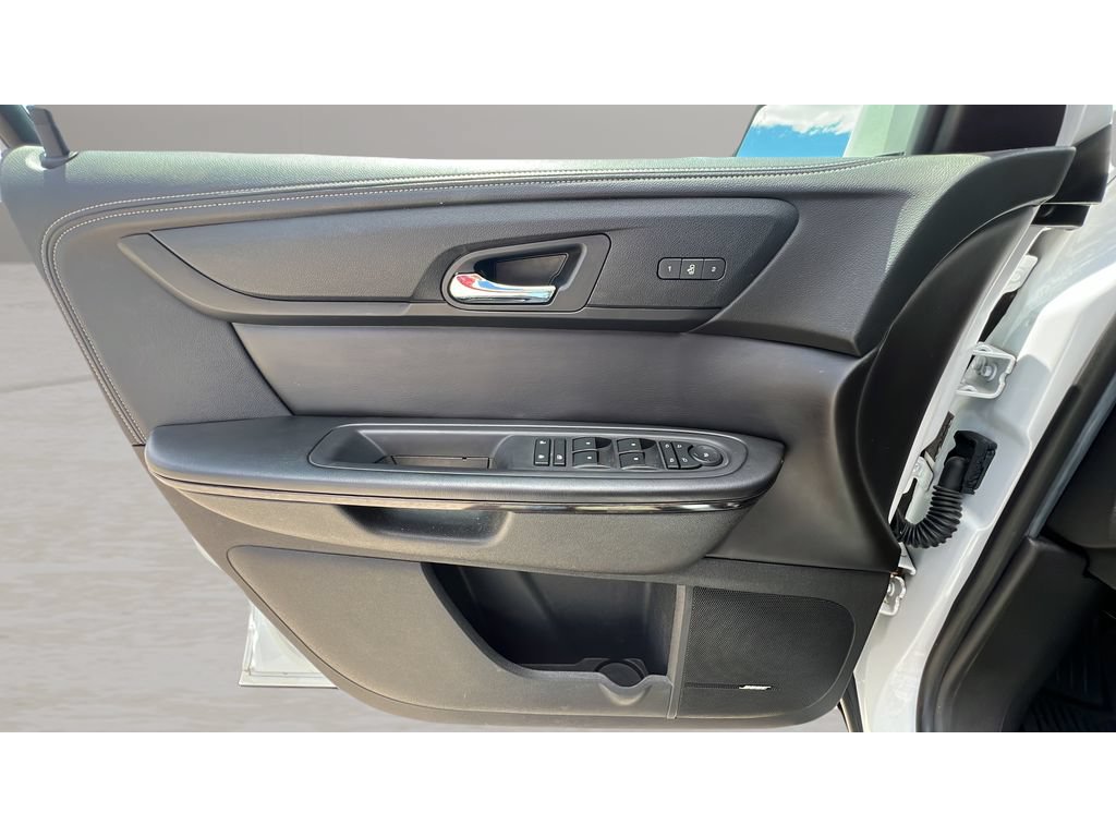 Used 2017 Chevrolet Traverse Premier AWD/4WD image 26