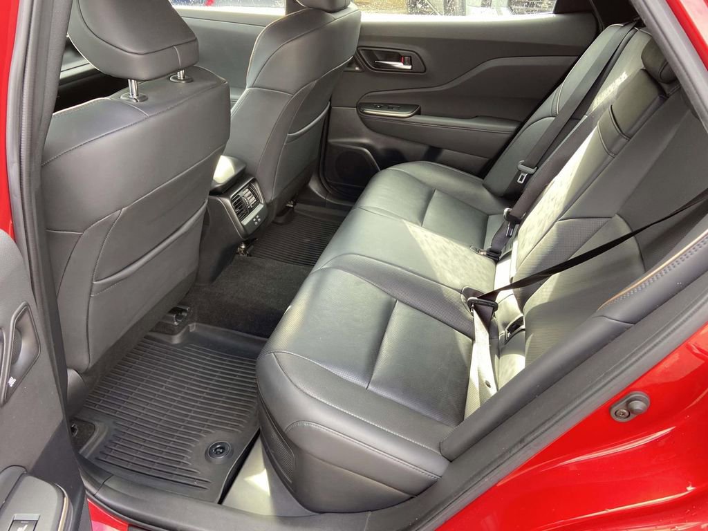 Used 2023 Toyota Crown Limited image 18