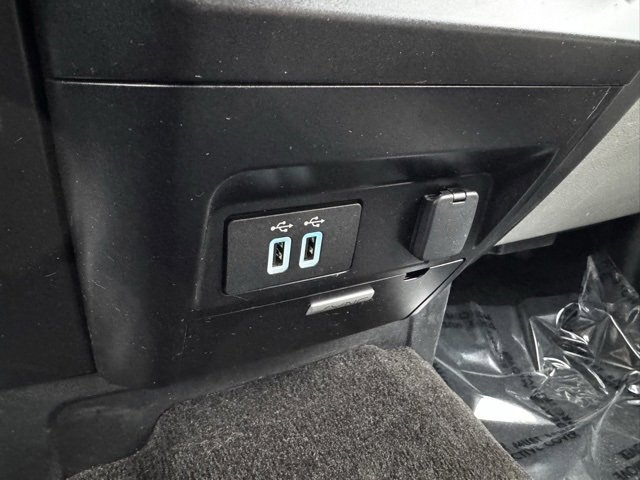 Used 2018 Ford F150 XLT w/ Equipment Group 302A Luxury image 18