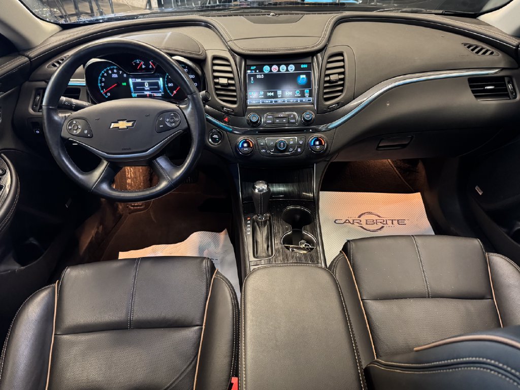 Used 2019 Chevrolet Impala Premier w/ Premier Convenience Package FWD image 9