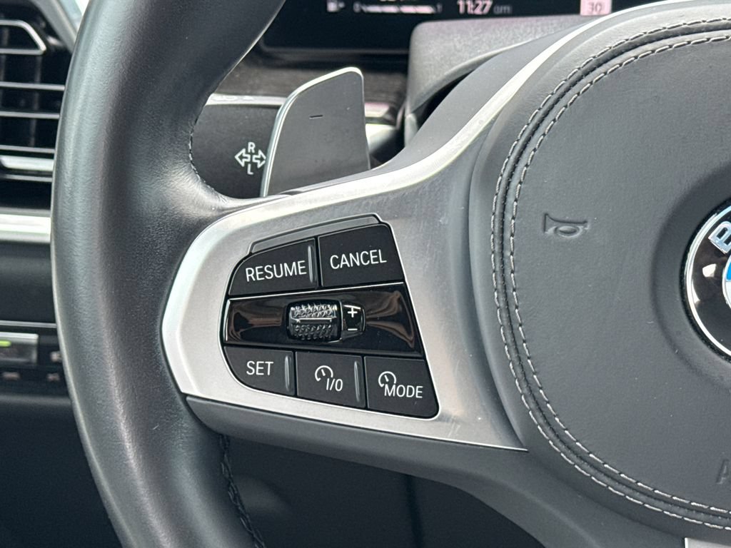 Used 2023 BMW X7 xDrive40i w/ M Sport Package AWD/4WD image 28