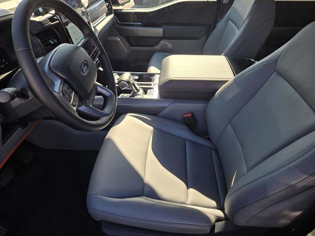 New 2025 Ford F150 Lightning Flash AWD/4WD image 7