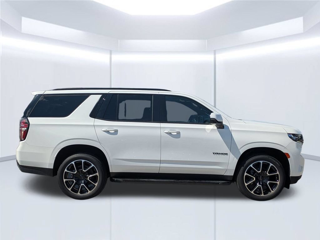 Used 2022 Chevrolet Tahoe RST w/ Luxury Package AWD/4WD image 7