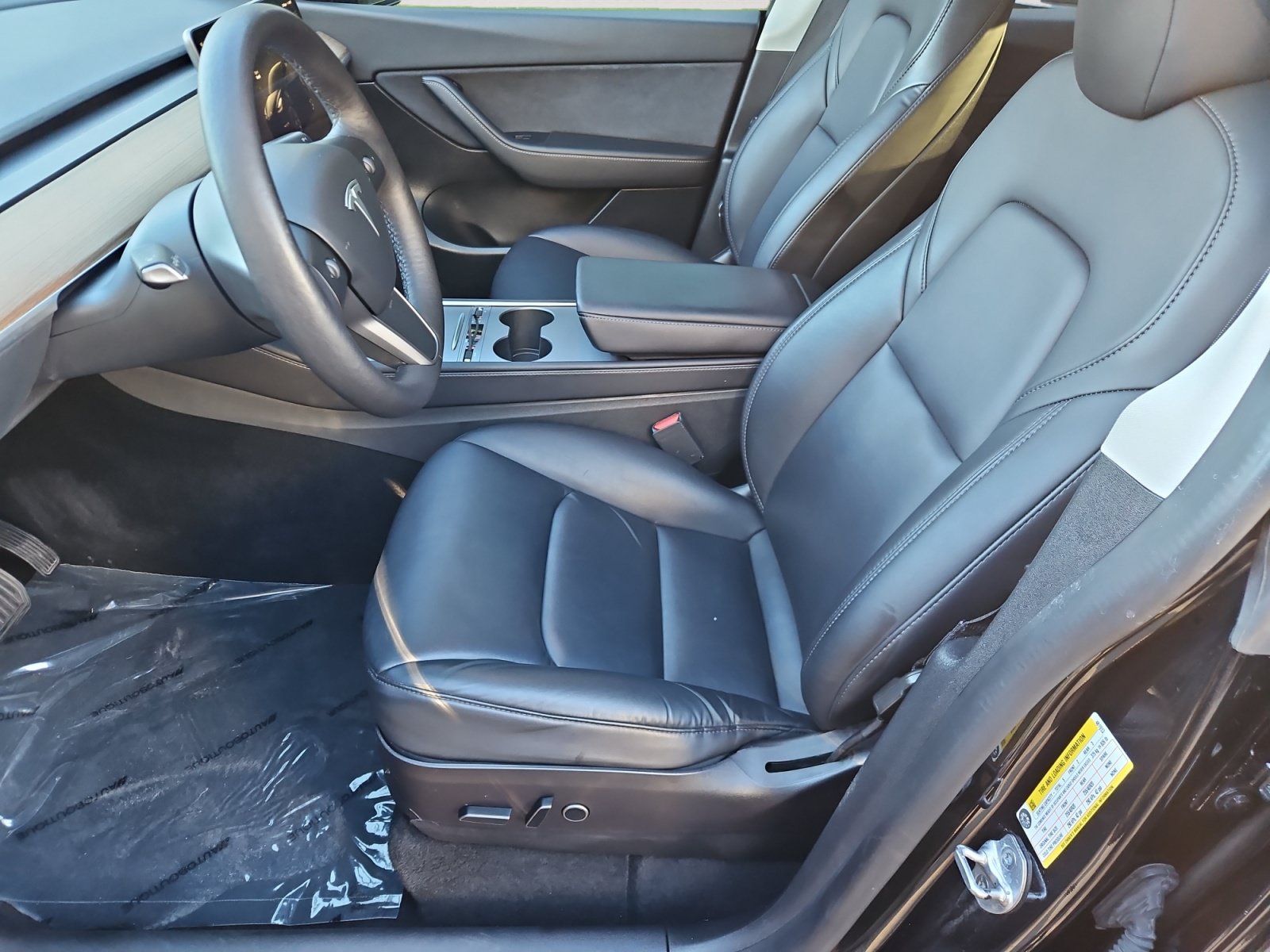 Used 2022 Tesla Model Y Long Range AWD/4WD image 9