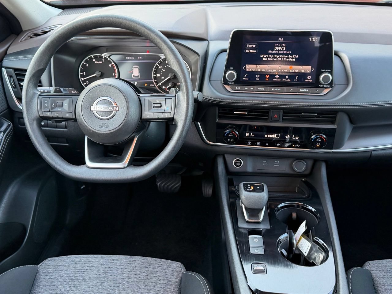 Certified 2023 Nissan Rogue SV FWD image 12
