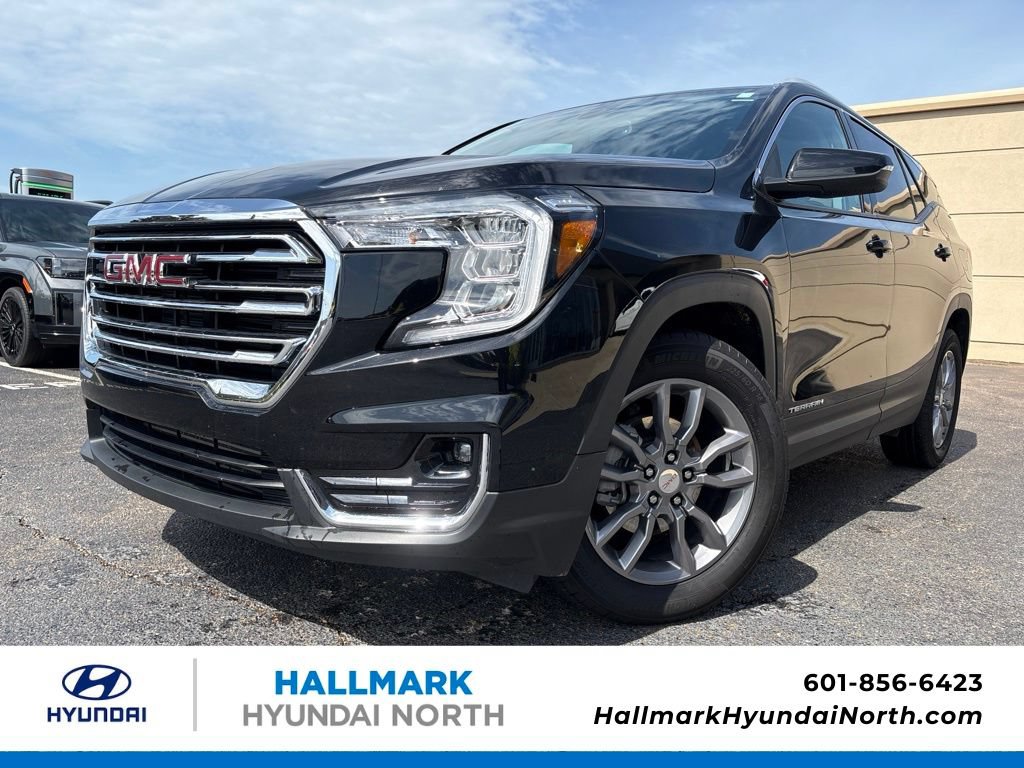 Used 2024 GMC Terrain SLT