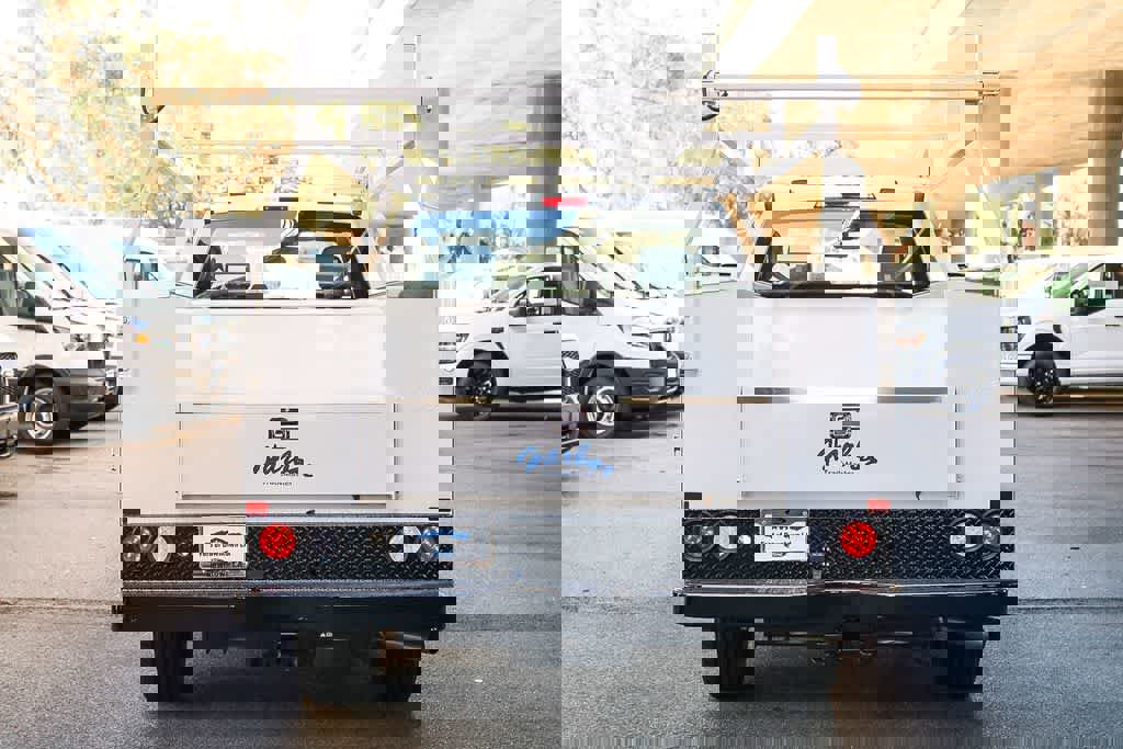 New 2026 Ford F250 XL w/ XL Chrome Package image 8