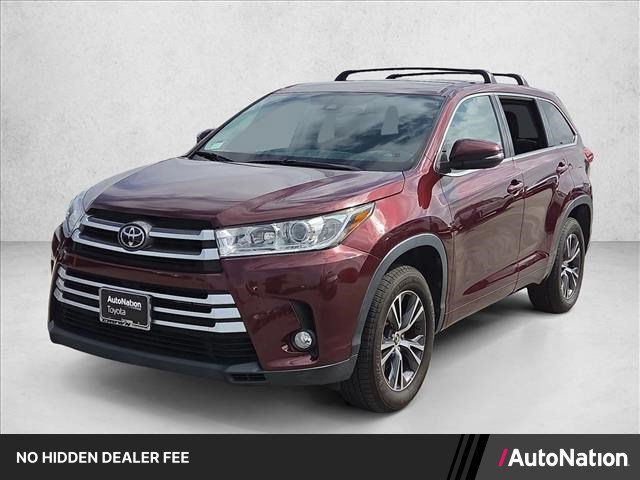 Used 2018 Toyota Highlander Plus w/ Carpet Mat Package (TMS)