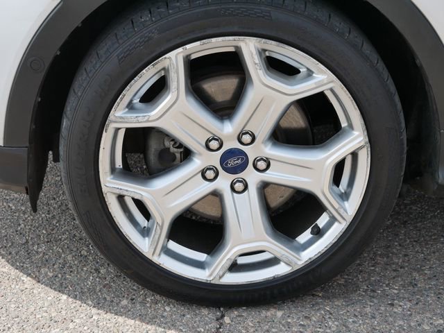 Used 2019 Ford Escape Titanium AWD/4WD image 9