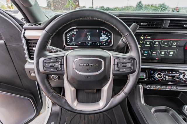 Used 2024 GMC Sierra 3500 Denali w/ Denali Reserve Package image 22