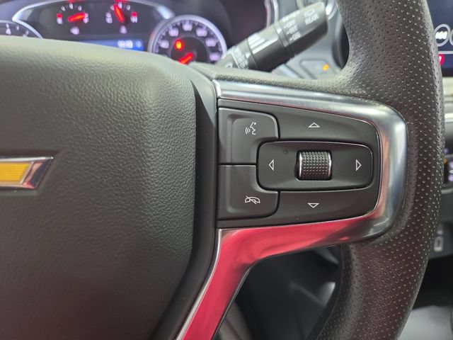 Used 2025 Chevrolet Blazer LT AWD/4WD image 16