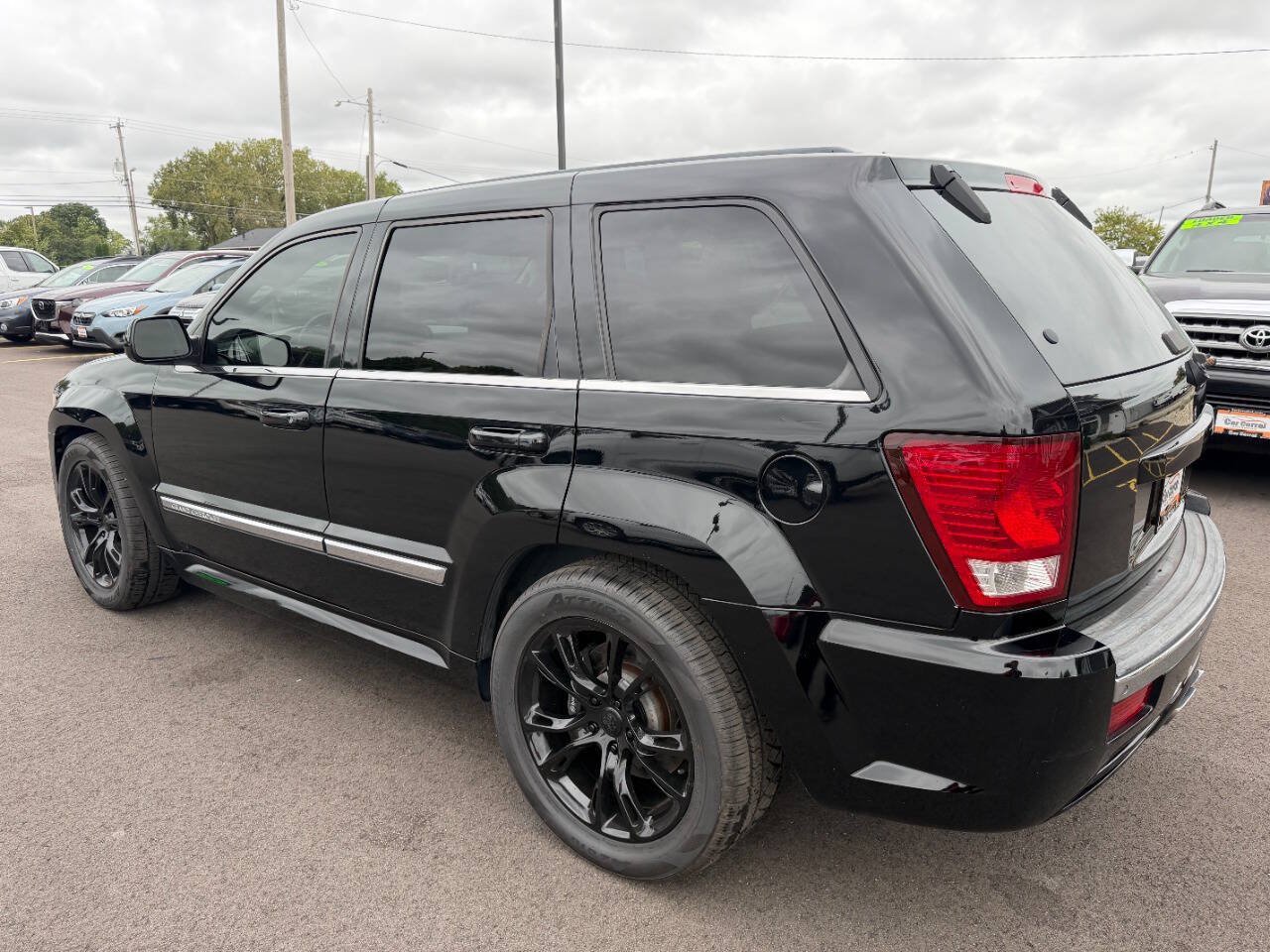 Used 2007 Jeep Grand Cherokee SRT8 w/ SRT Option Group I AWD/4WD image 3