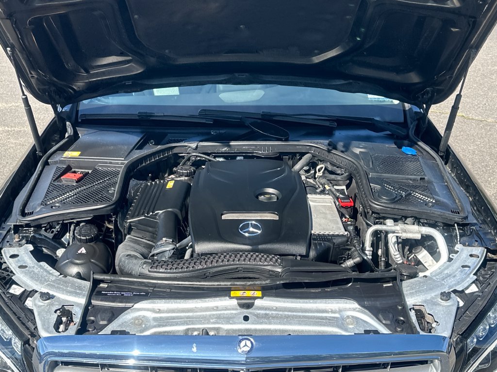 Used 2015 Mercedes-Benz C 300 4MATIC Sedan image 10