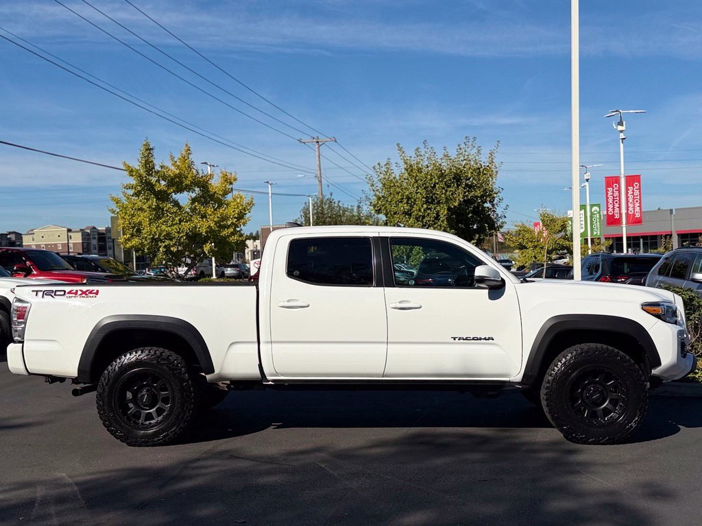 Used 2020 Toyota Tacoma TRD Off-Road w/ TRD Premium Off Road Package AWD/4WD image 6