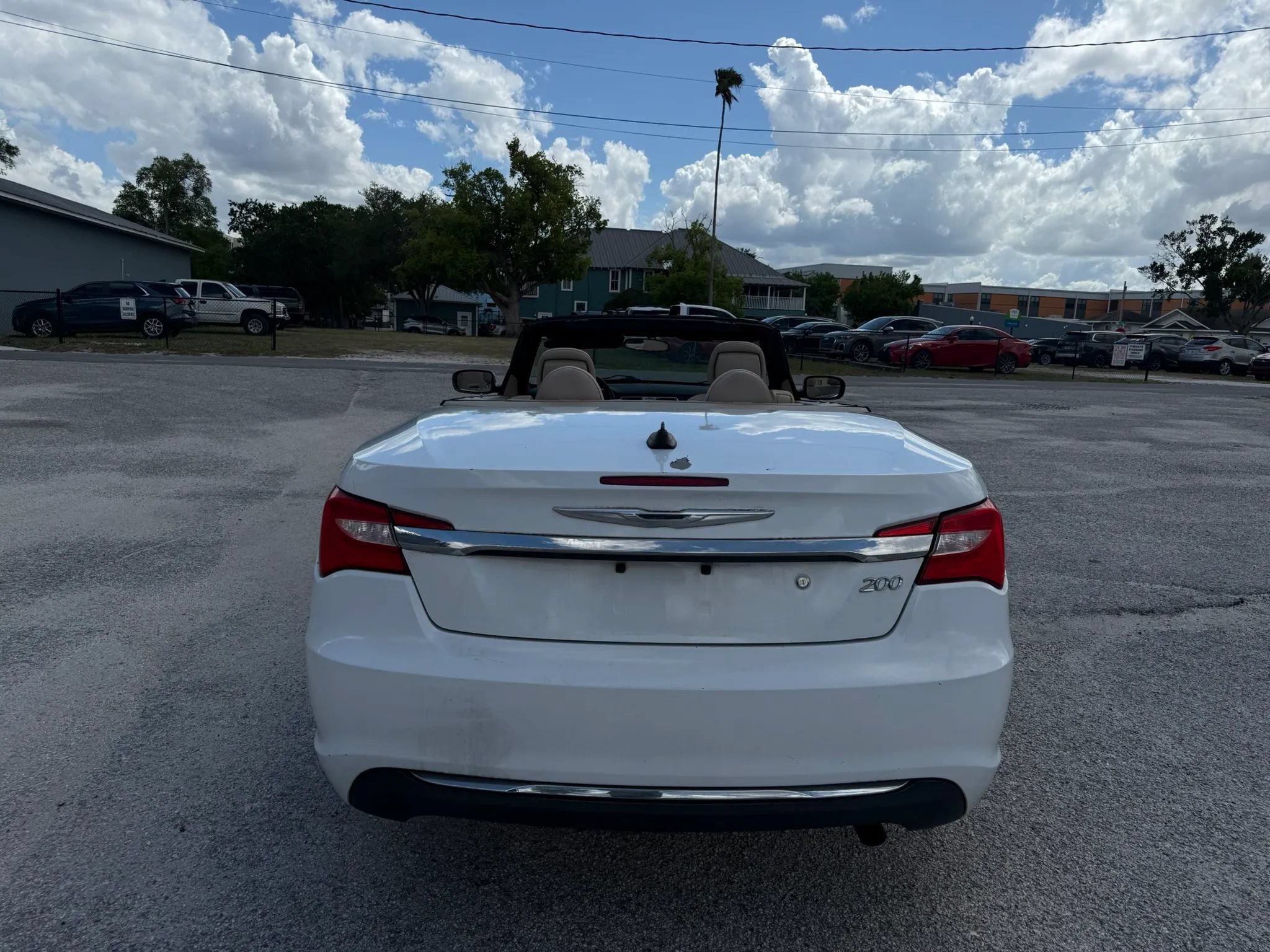 Used 2014 Chrysler 200 Touring FWD image 8
