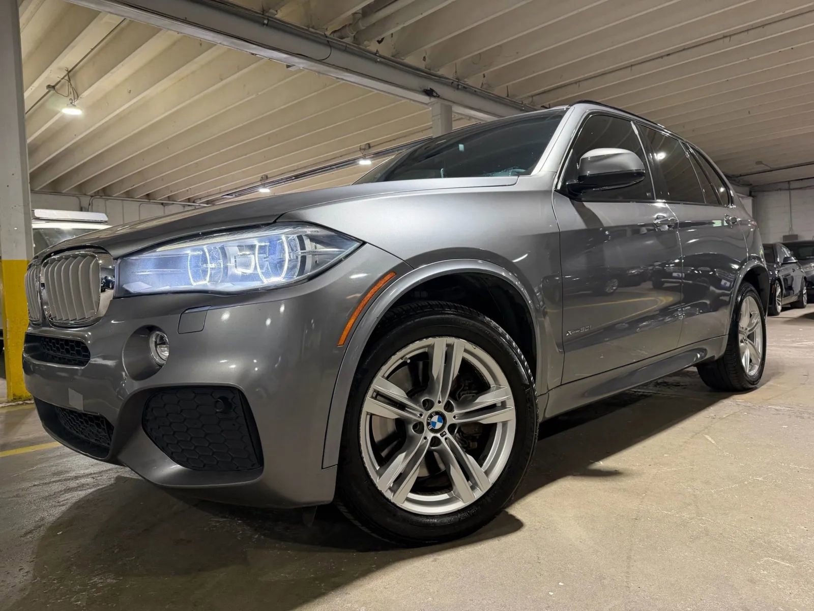 Used 2016 BMW X5 xDrive50i AWD/4WD image 2
