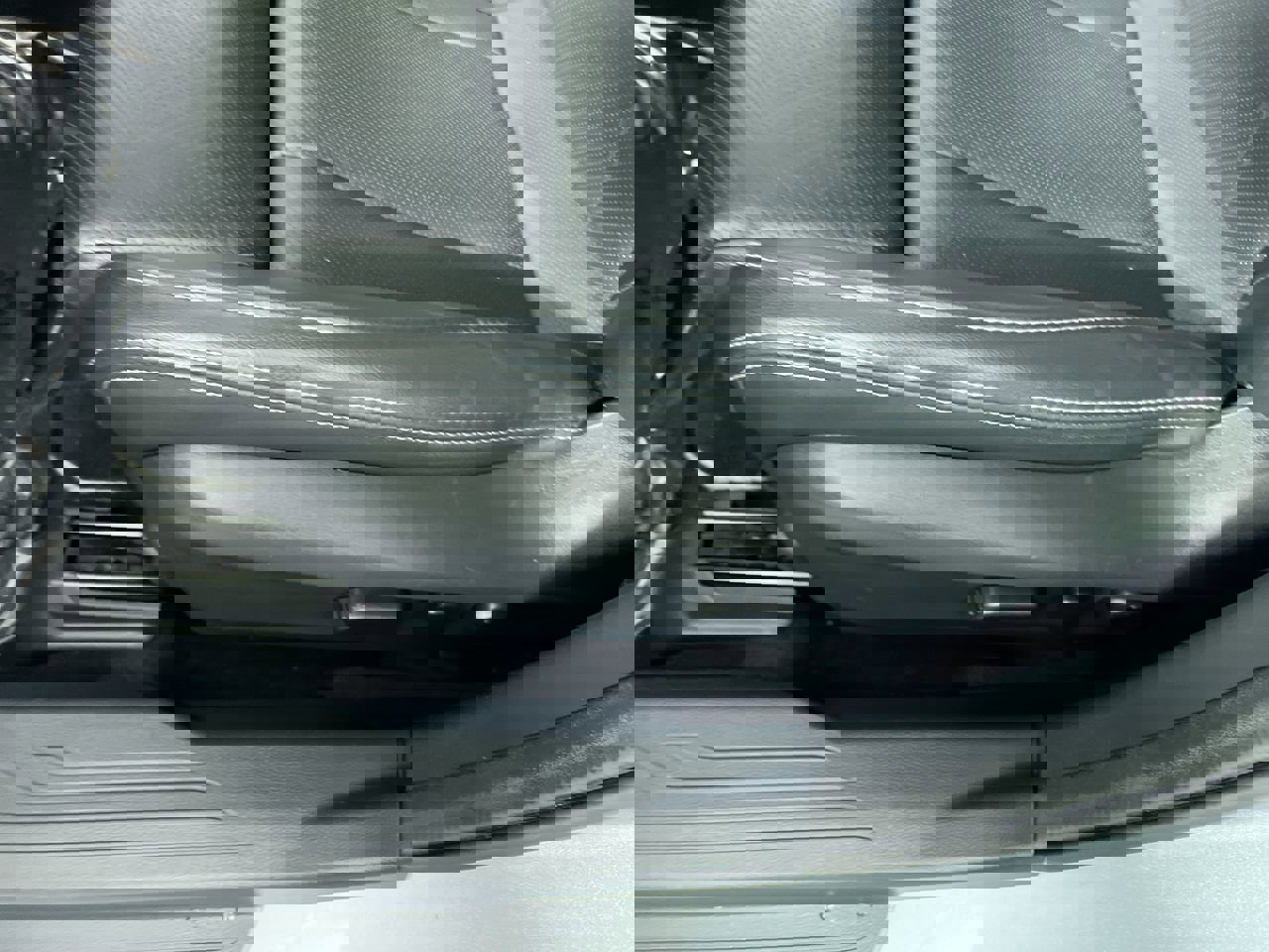 Used 2024 Subaru Outback Limited image 13