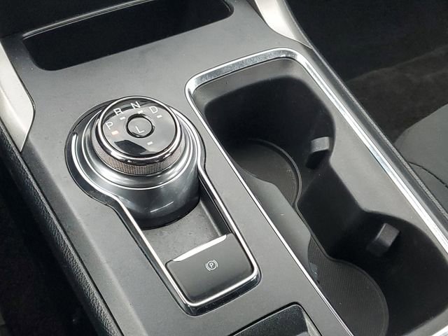 Used 2020 Ford Fusion SE image 27