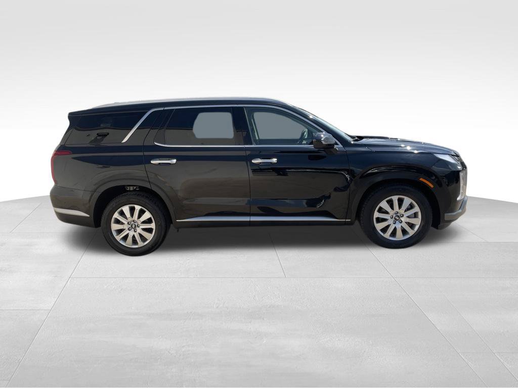 Used 2024 Hyundai Palisade SEL FWD image 4