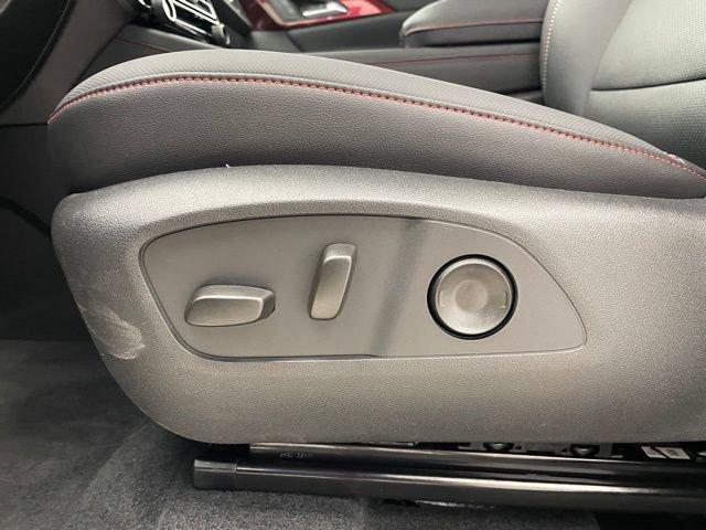 New 2026 Chevrolet Traverse Z71 w/ Driver Confidence Package image 9