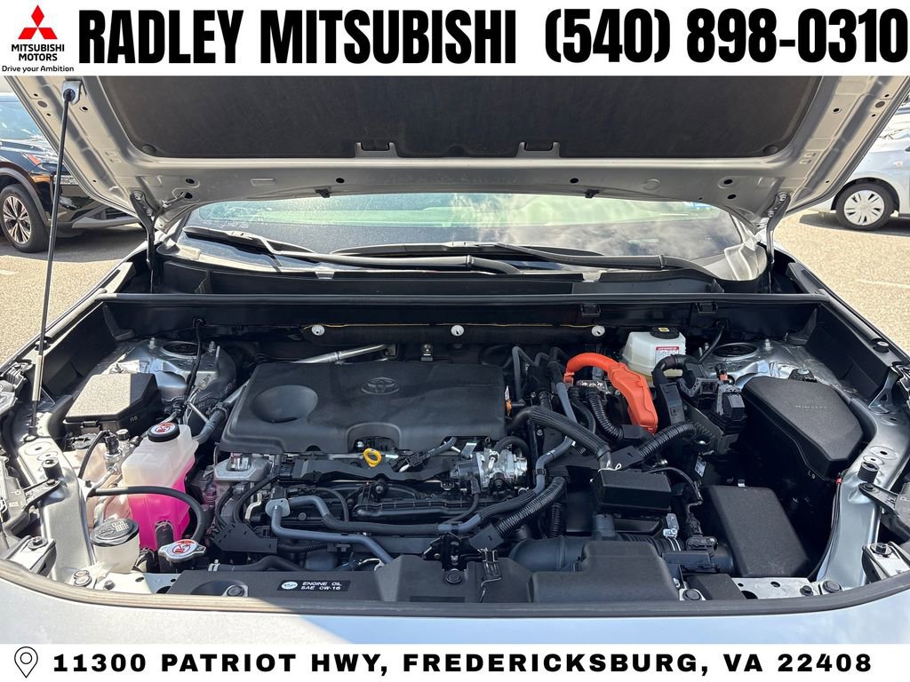 Used 2025 Toyota RAV4 XSE w/ Advanced Technology Package AWD/4WD image 16