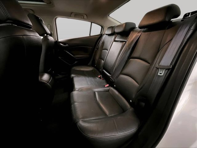 Used 2017 MAZDA MAZDA3 Grand Touring FWD image 25