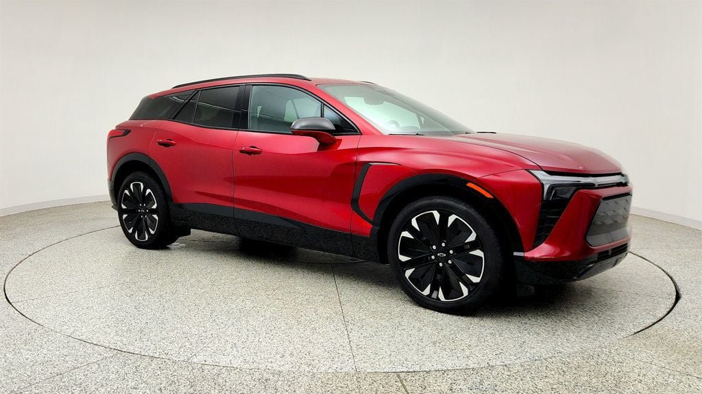 Used 2024 Chevrolet Blazer EV RS AWD/4WD image 3