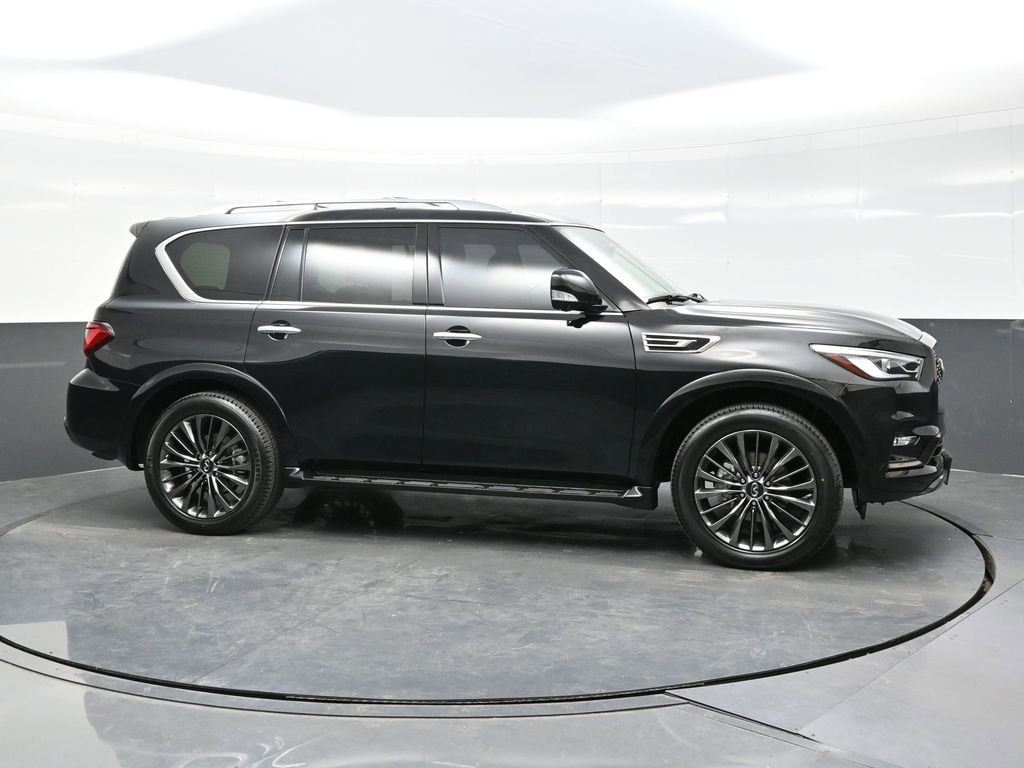 Used 2021 INFINITI QX80 Premium Select w/ All-Season Package image 8
