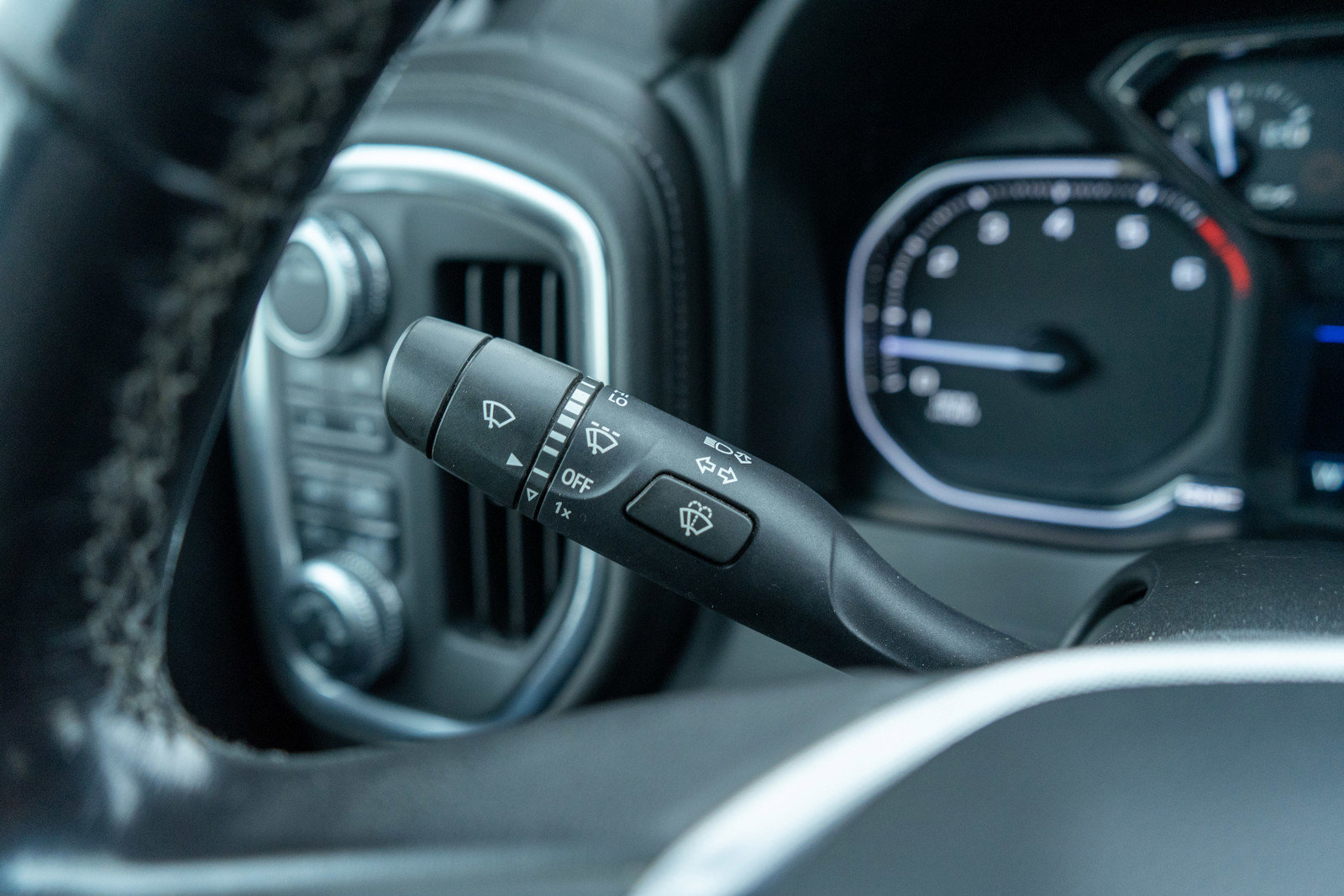 Used 2021 GMC Sierra 2500 SLE w/ SLE Value Package; image 24