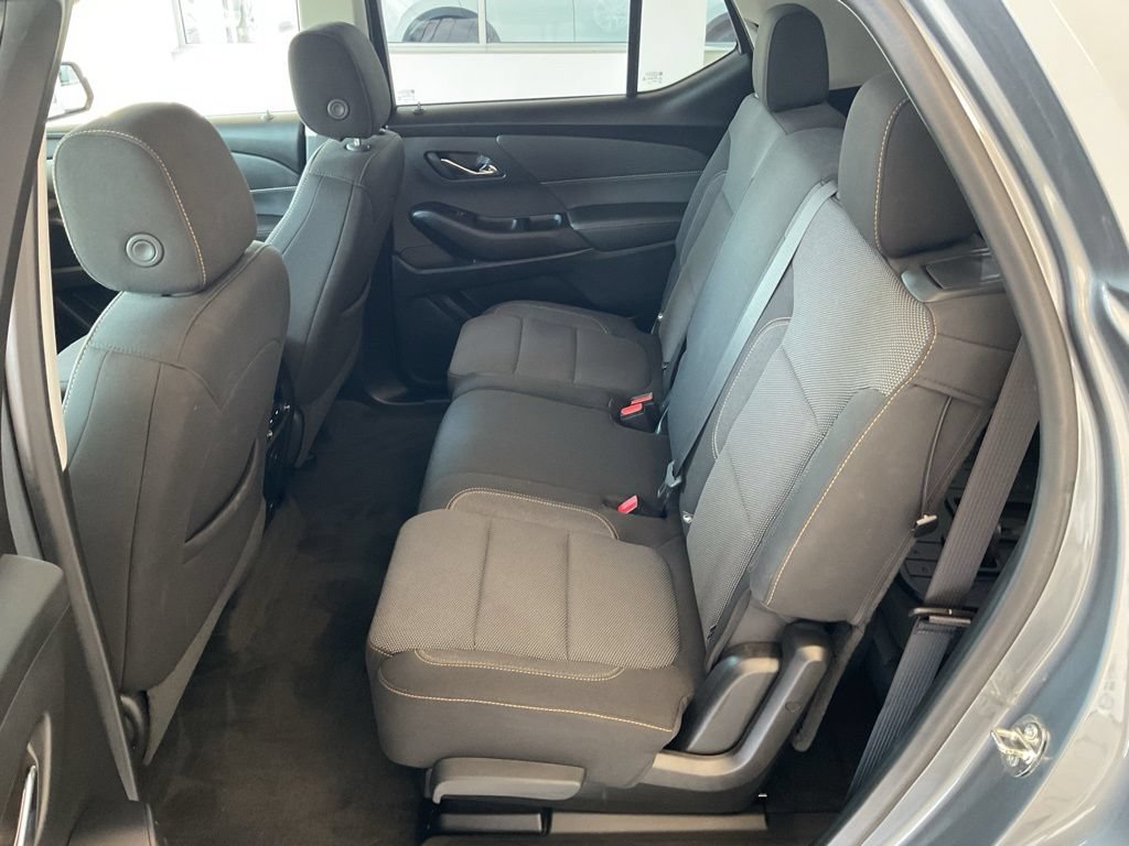 Used 2020 Chevrolet Traverse LS w/ LPO, Floor Liner Package AWD/4WD image 20