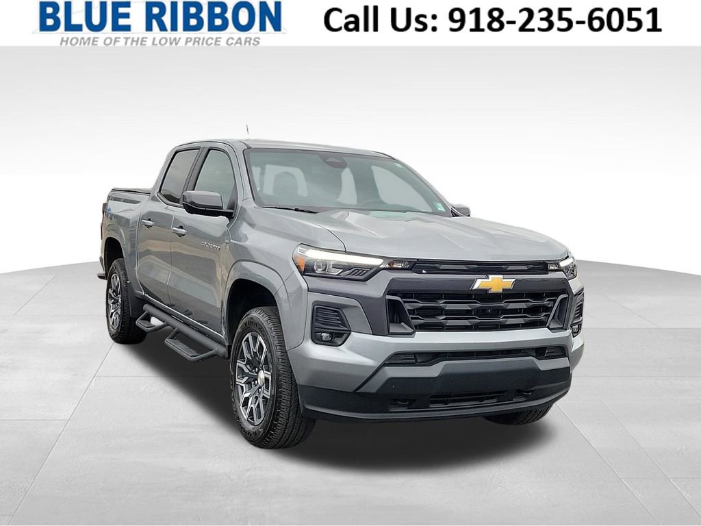 Used 2023 Chevrolet Colorado LT w/ LT Convenience Package III AWD/4WD image 1