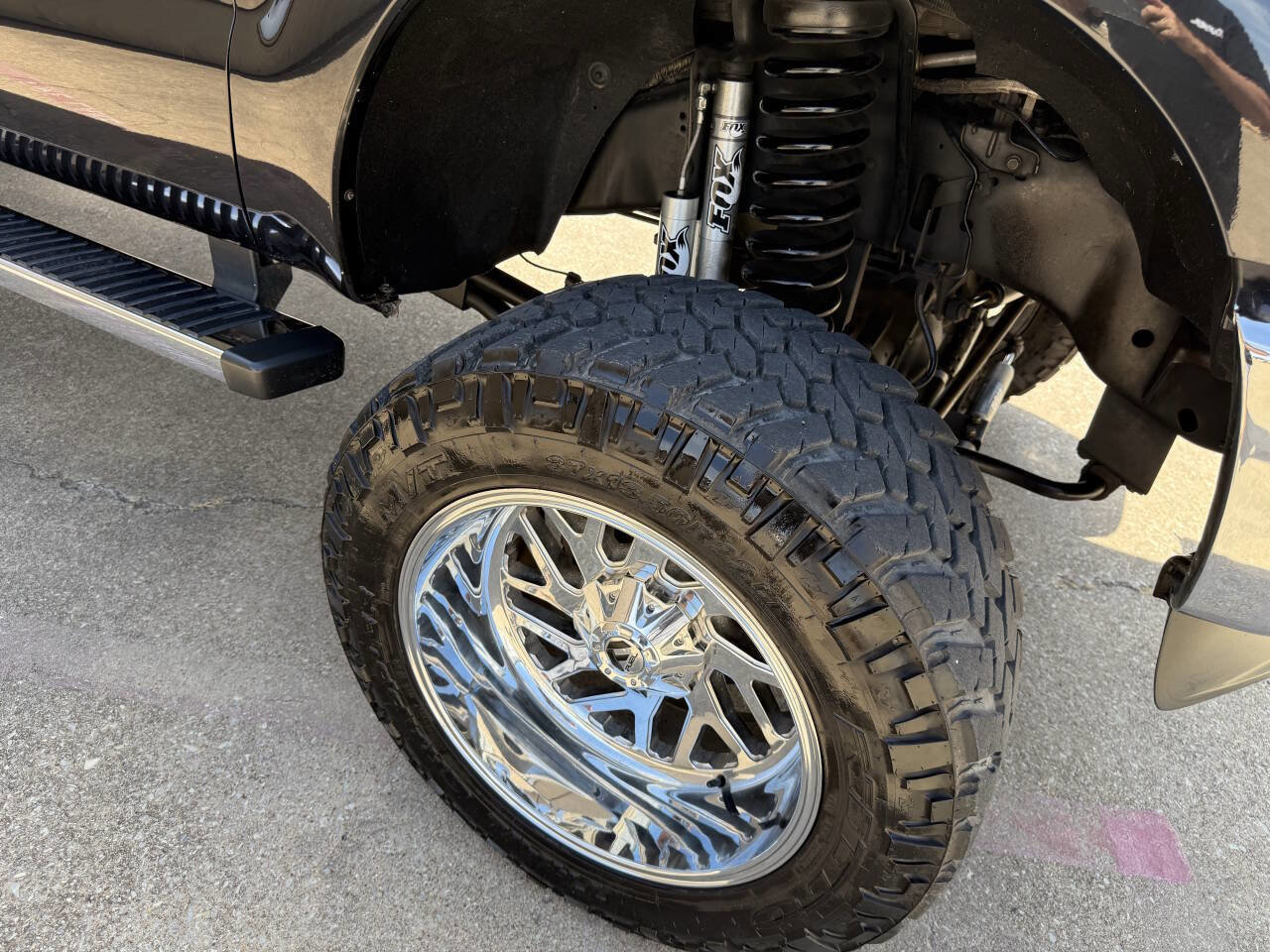 Used 2014 Ford F250 Lariat w/ Chrome Package image 31